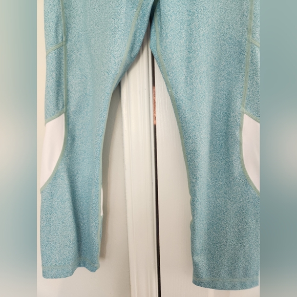 Zyia Active Turquoise & White Light n Tight Leggings Large (12/14) - Picture 3 of 6
